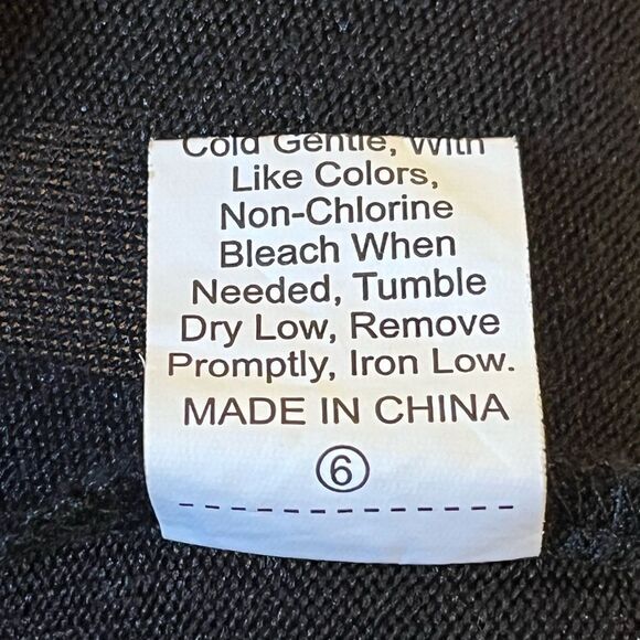 Women’s Black Long Sleeve Open Front Top - Picture 5 of 5